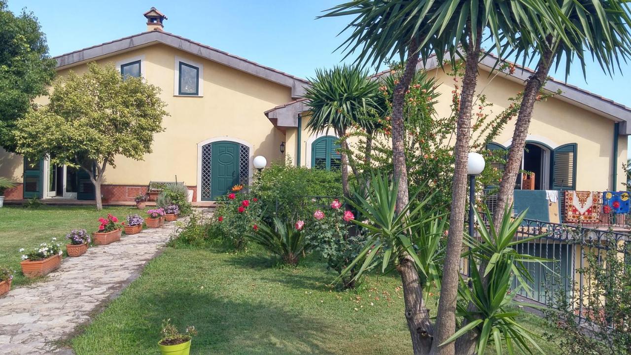 La Casa Del Melograno Bed & Breakfast Santa Venerina Bagian luar foto