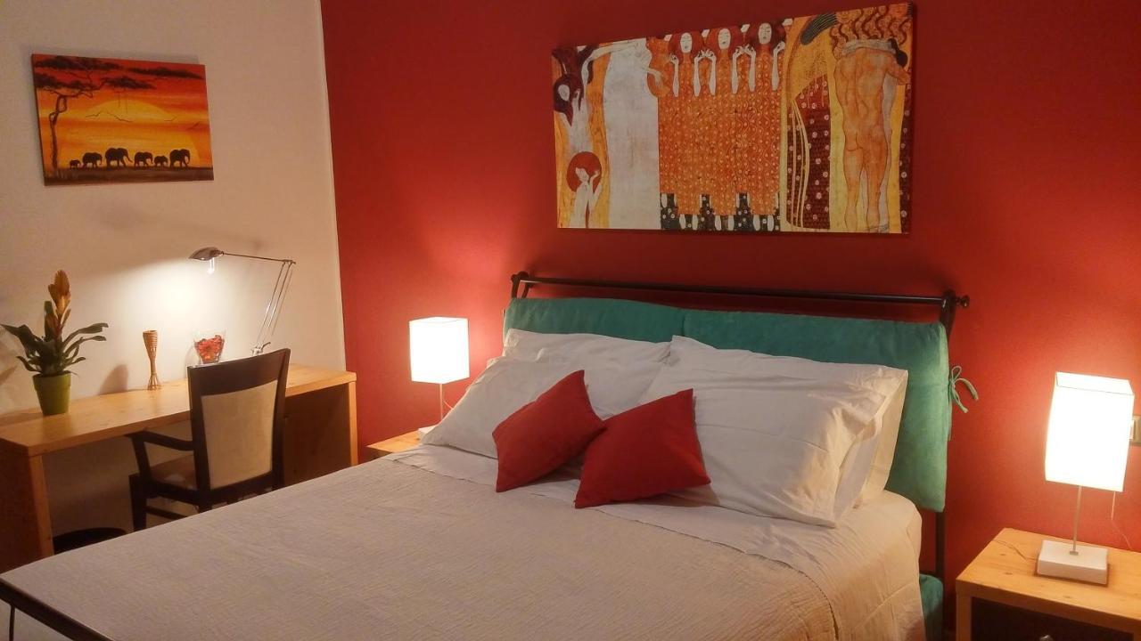 La Casa Del Melograno Bed & Breakfast Santa Venerina Bagian luar foto